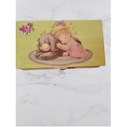 Детска кутия